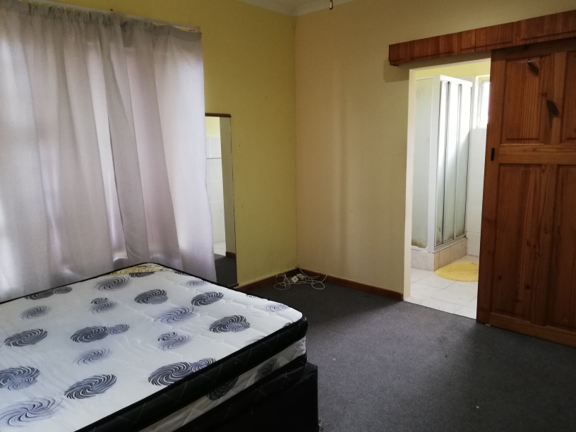 To Let 1 Bedroom Property for Rent in Amalinda Eastern Cape